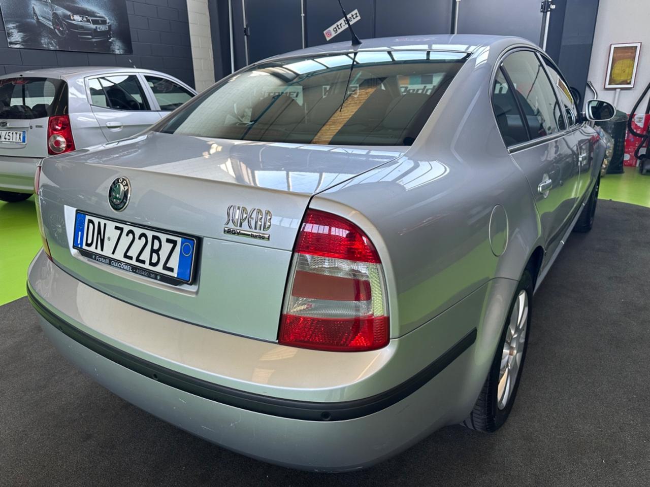 Skoda Superb 1.8 T 20V 150cv tip. Comfort - AUTOMATICA-