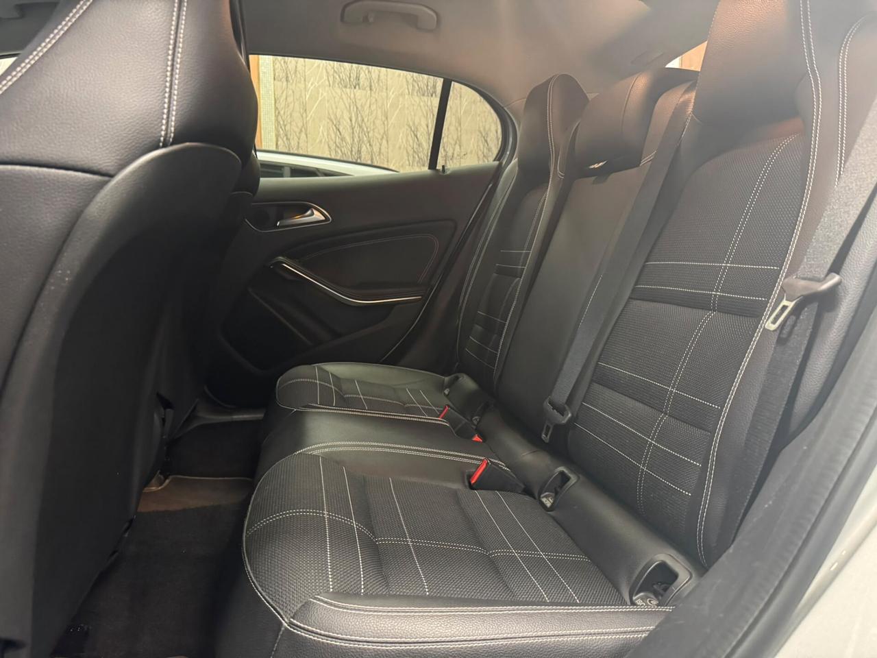 Mercedes-benz GLA 200 d Automatic 4Matic Premium