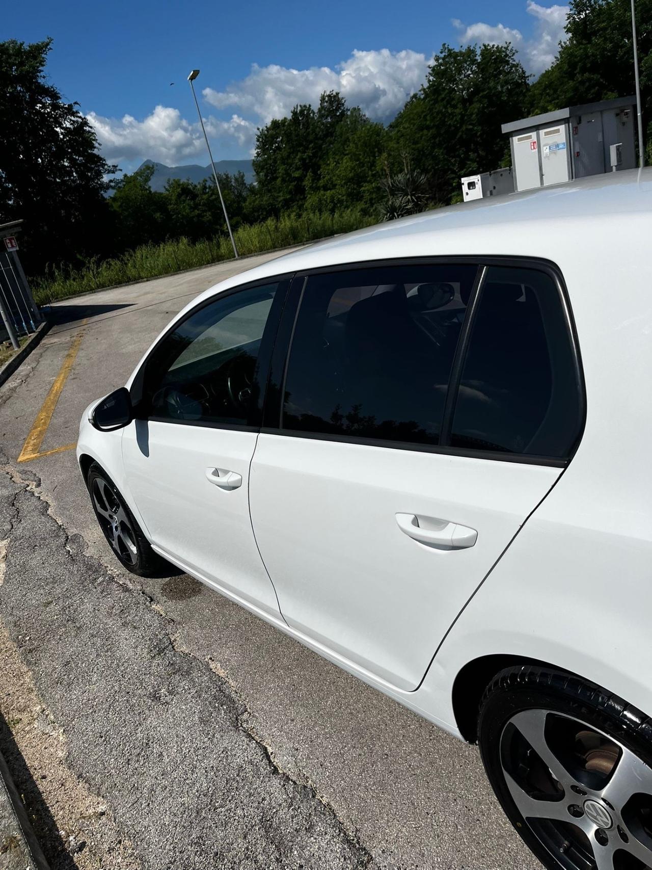 Volkswagen Golf 1.6 TDI DPF 5p. Highline
