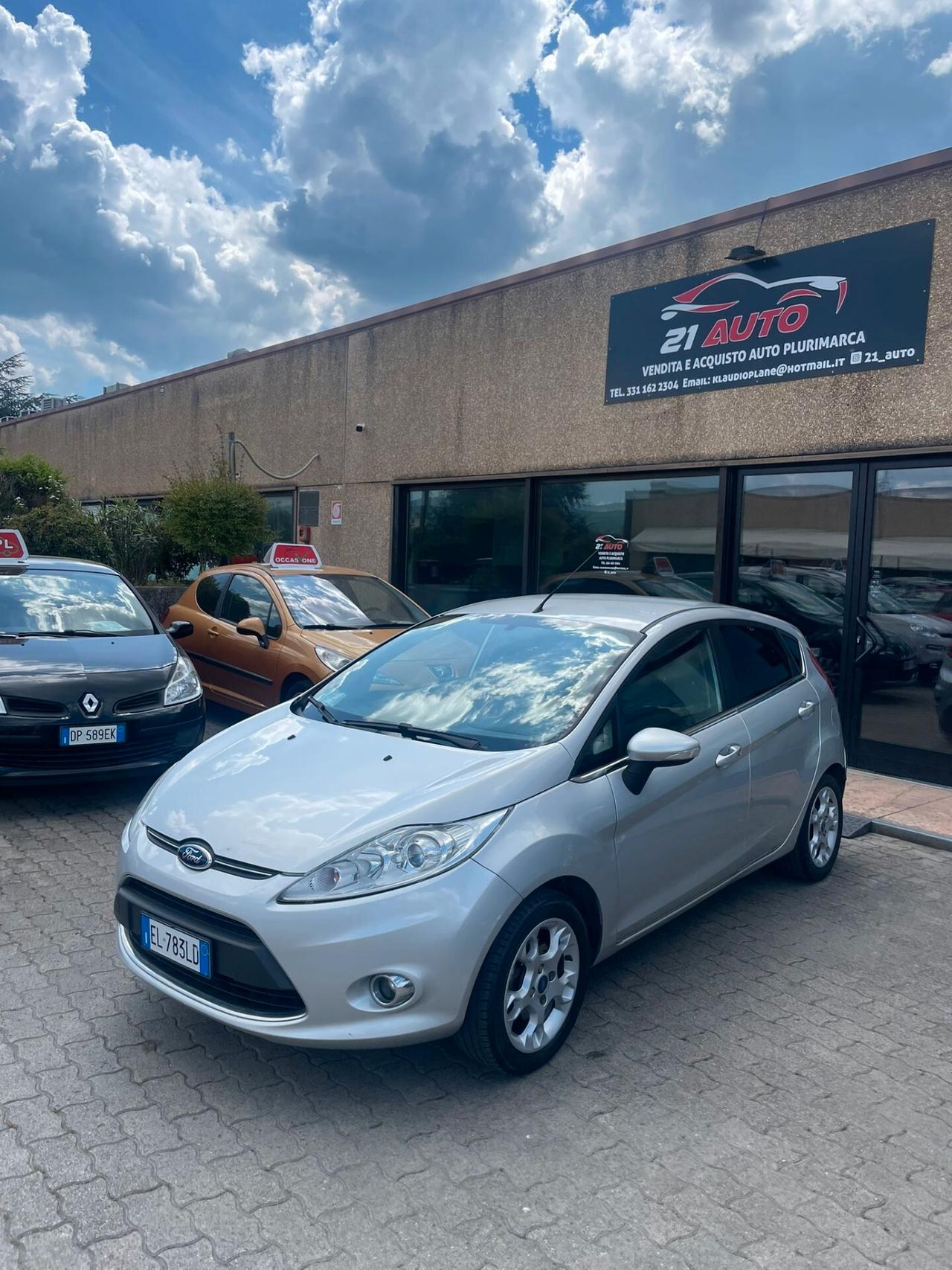 Ford Fiesta 1.4 TDCi 70CV 5 porte Titanium