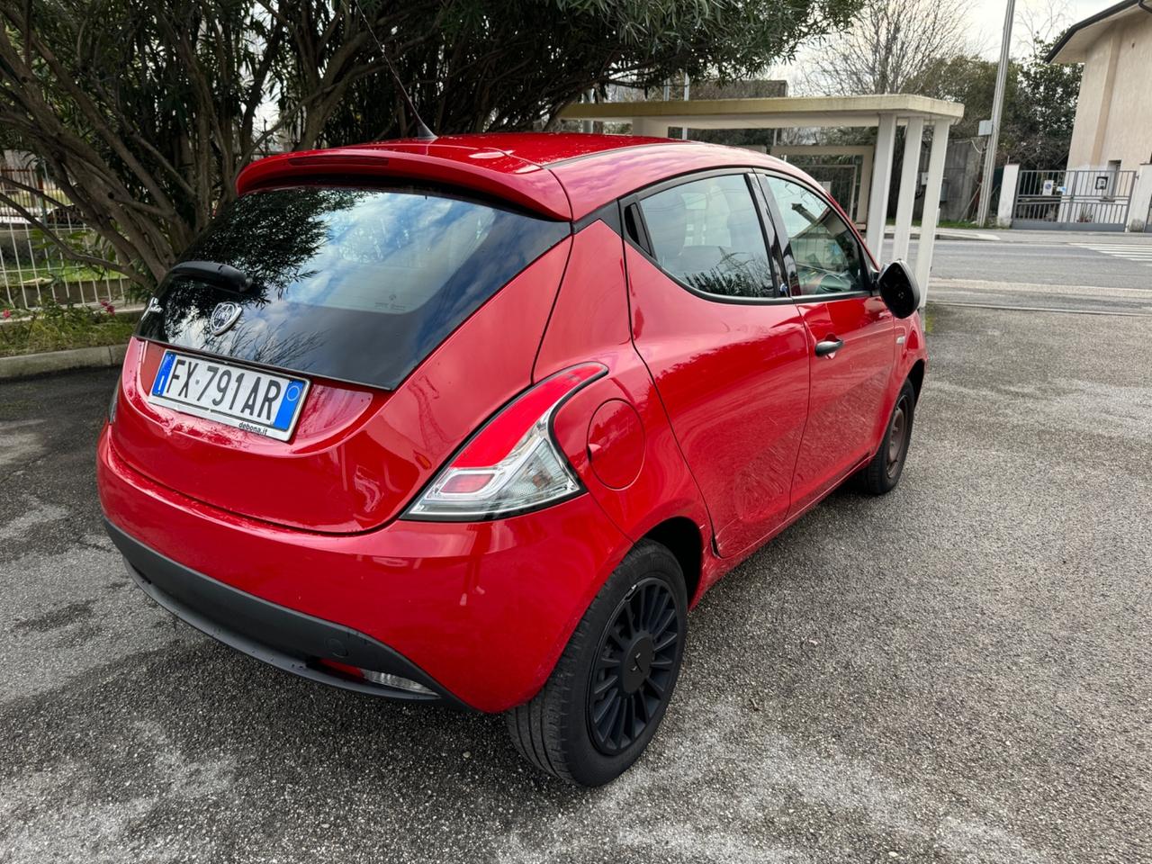 Lancia Ypsilon 1.2 69 CV 5 porte S&S Elefantino Blu