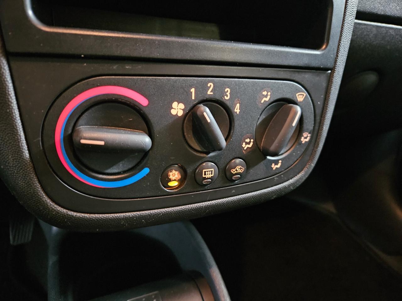 OPEL CORSA 1.0B 5 PORTE CON SOLI 103.000KM