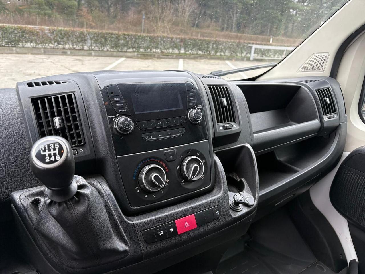 Peugeot Boxer III (II 2011) 335 2.2 bluehdi 140cv S&S L3H2