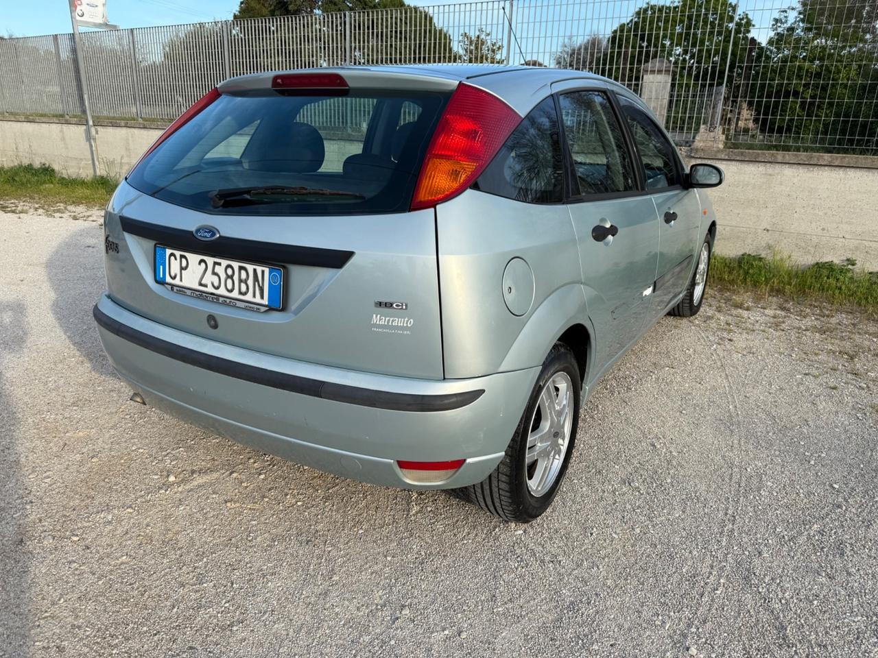 Ford Focus 1.8 TDCi (100CV) cat 5p. Zetec