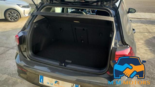 VOLKSWAGEN Golf 1.0 eTSI EVO DSG Life Hybrid