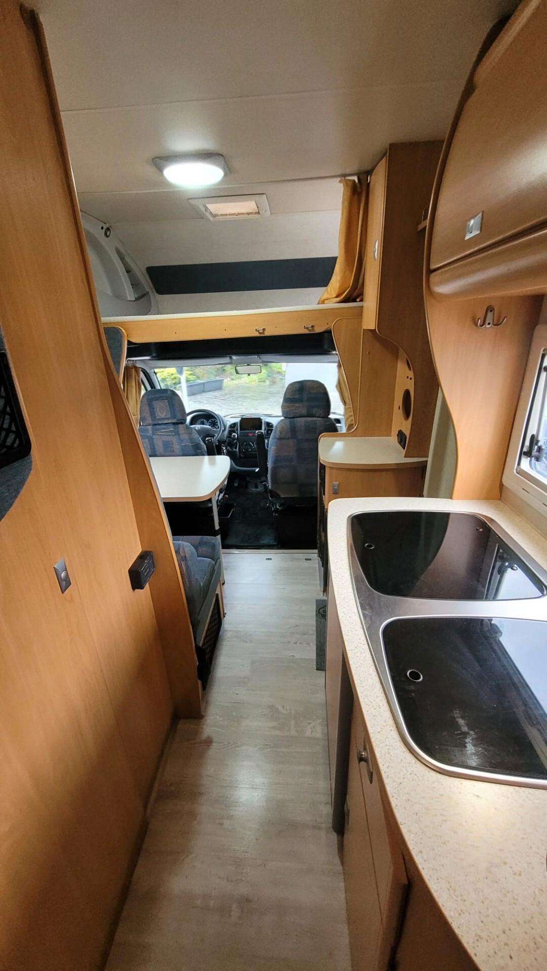 Challenger Mageo 123 Mansardato con letti a castello in coda