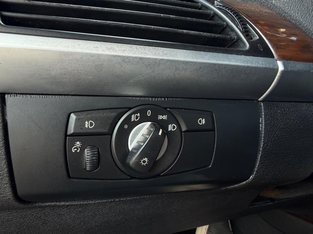 BMW X6 xDrive35d Futura Total black
