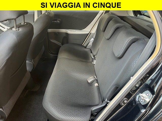 TOYOTA Yaris 1.3 5 porte Neopatentati