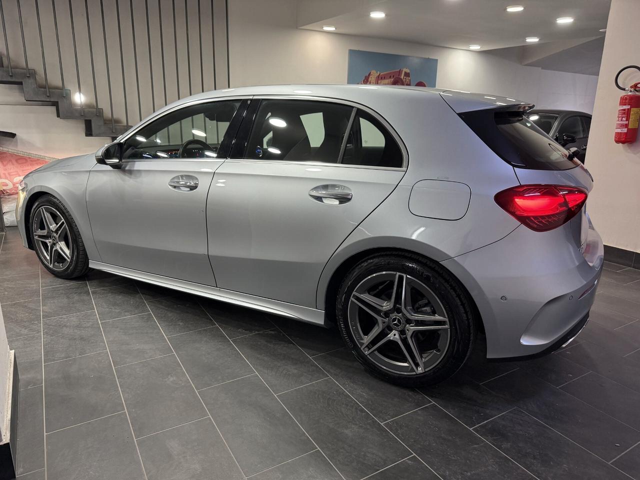 Mercedes-benz A 180 Automatic AMG Line Premium