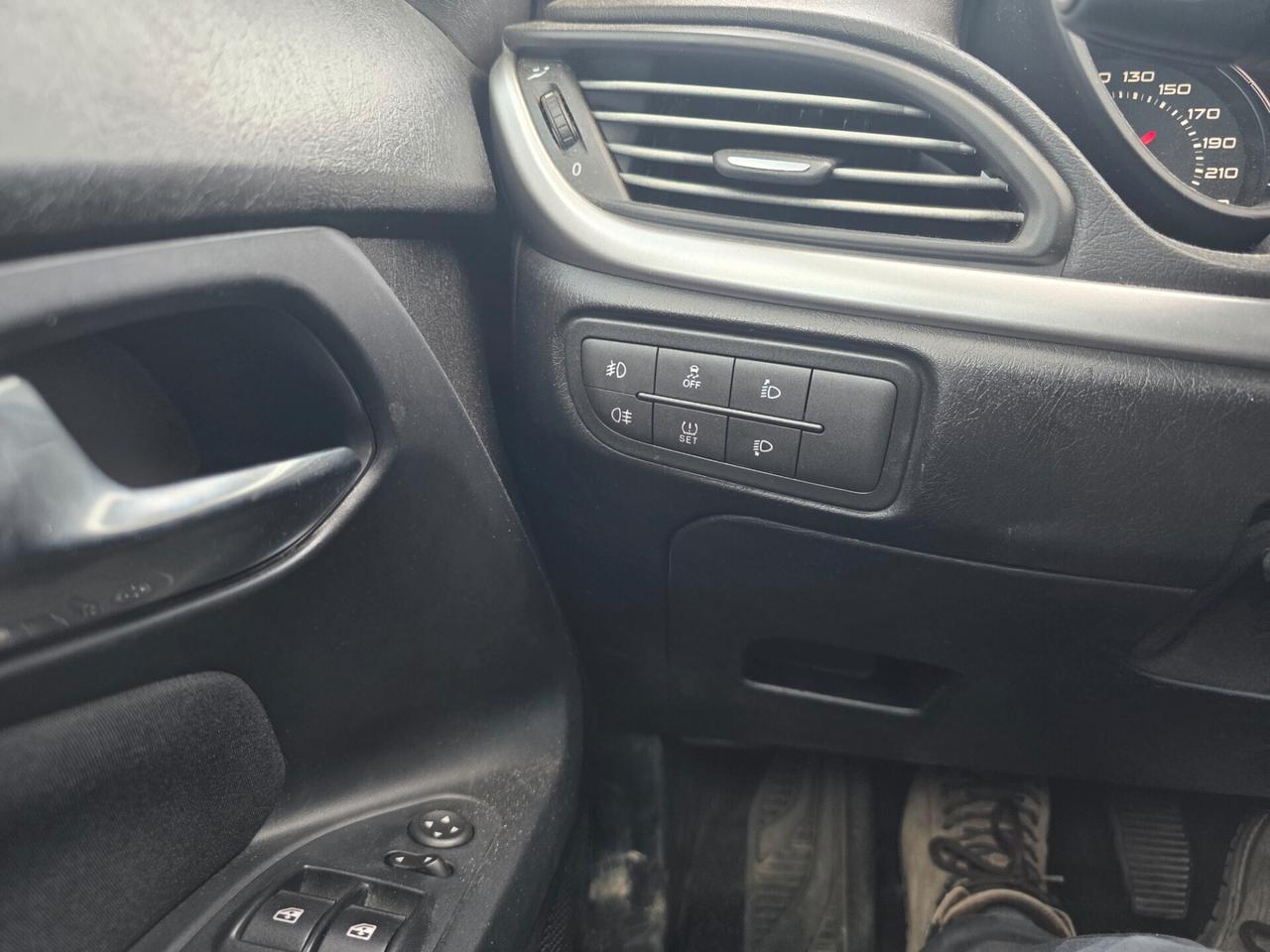 Fiat Tipo 1.4 5 porte perfette è garantita 12 mesi
