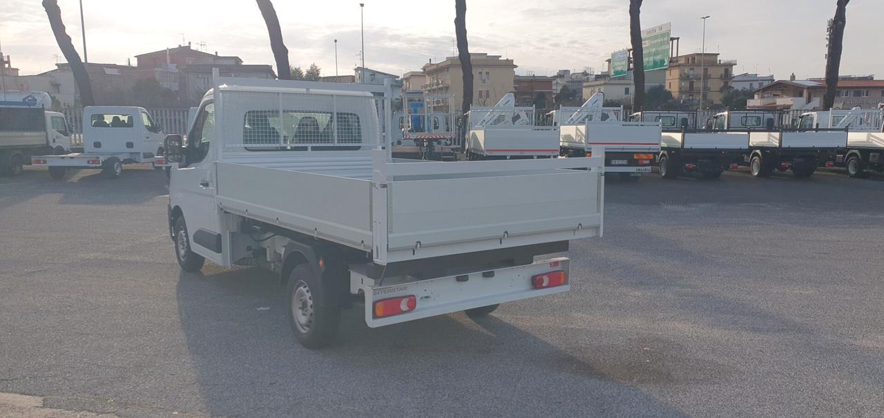 Nissan Interstar Chassis con cassone ribaltabile trilaterale nuovo di fabbrica