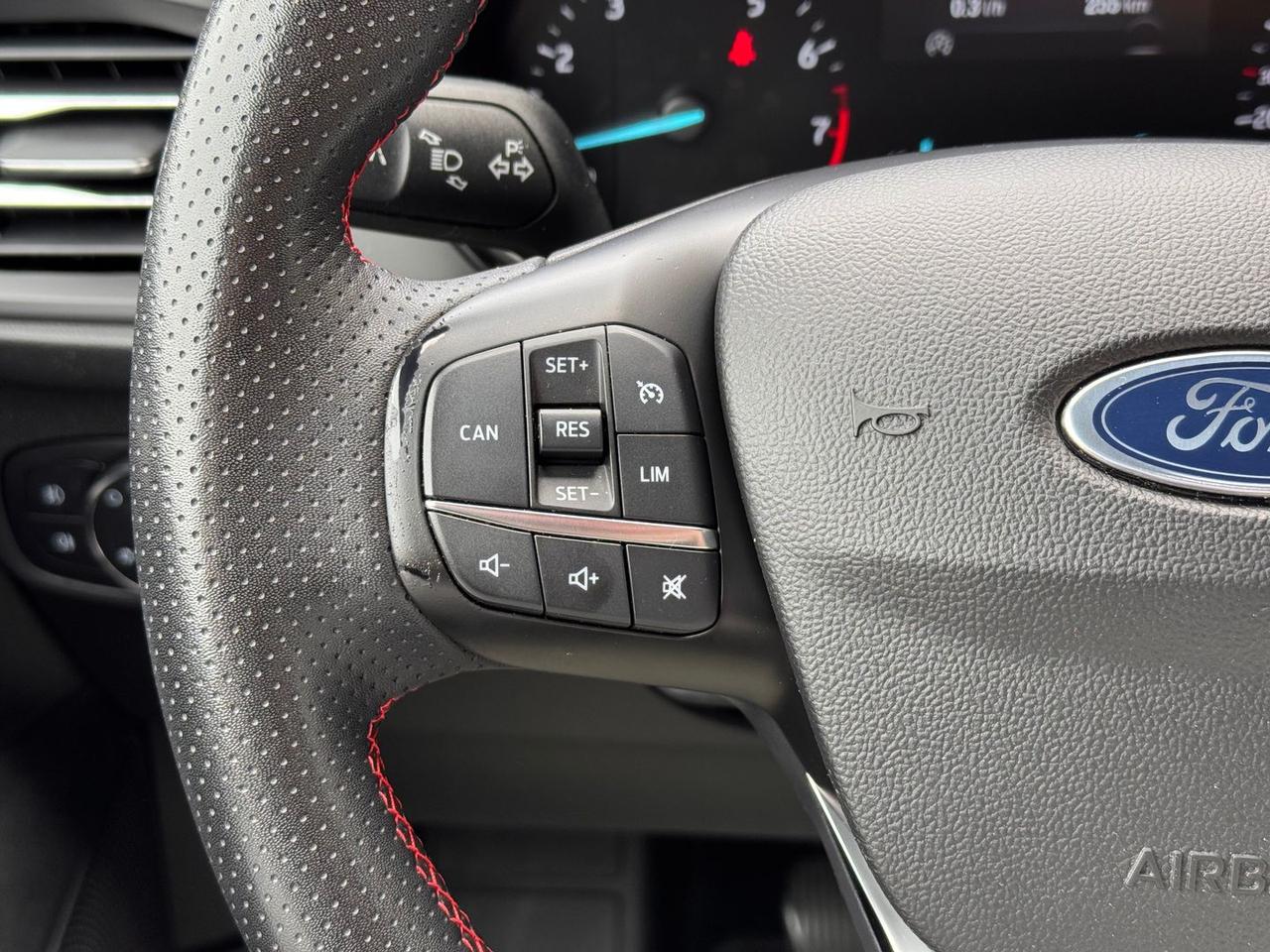 Ford Focus ST Line 1.0 EcoBoost mHEV #10922