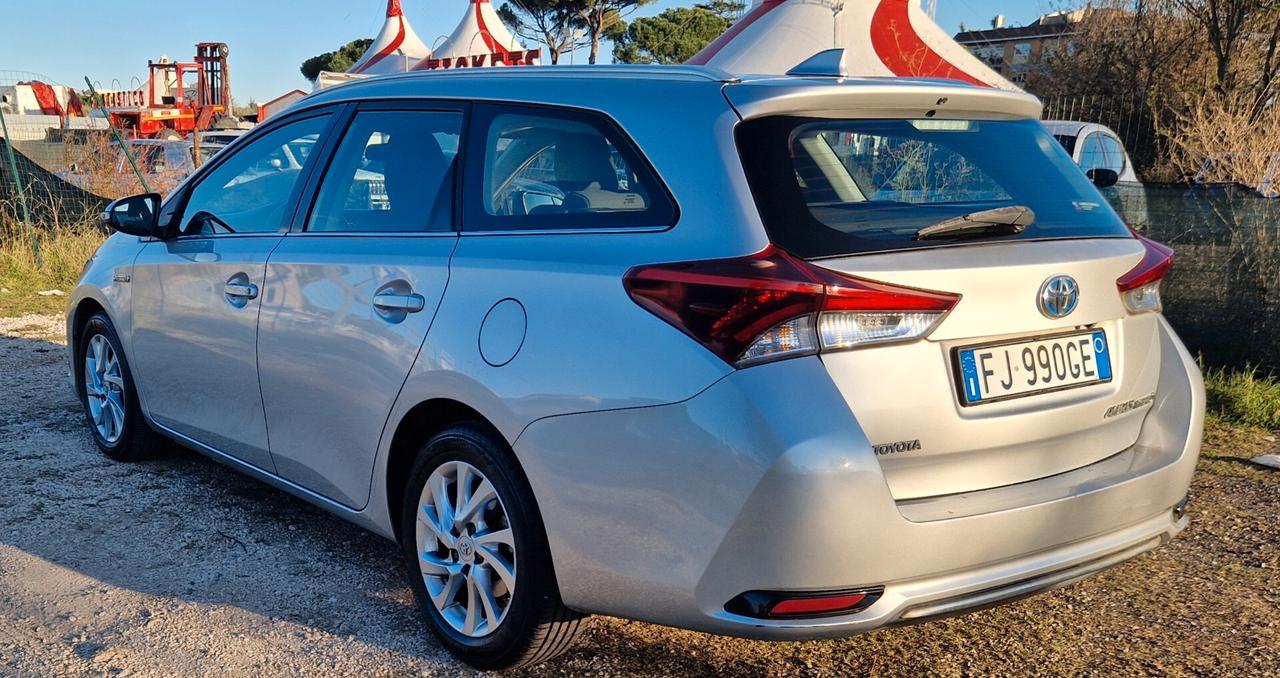 Toyota Auris Touring Sports 1.8 Hybrid Active
