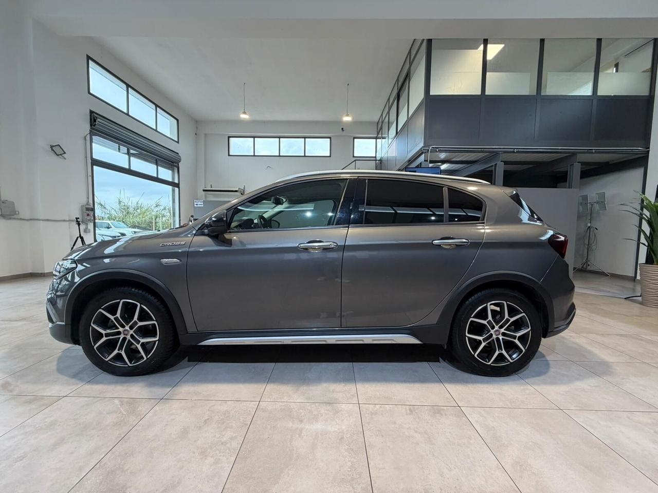 Fiat Tipo 1.6 Mjt S&S 5 porte Cross