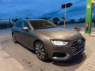 Audi A4 Avant 35 TDI/163 CV S tronic line edition