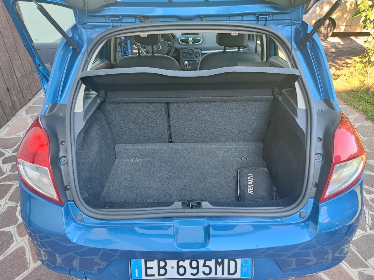 Renault Clio 1.2 16V 5 porte nave neopatentati