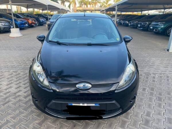 Ford Fiesta 1.4 TDCi 5p. Ghia neopatentati