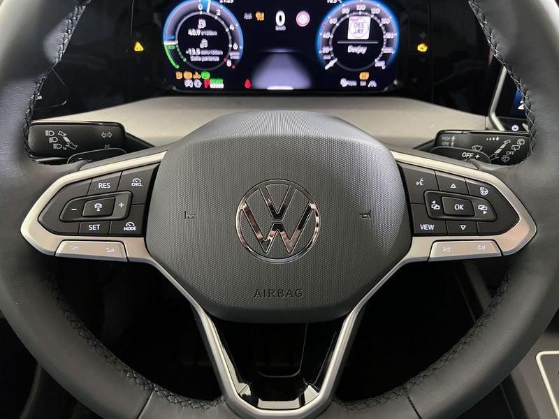 Volkswagen Golf 1.5 TSI eHybrid DSG Edition Plus