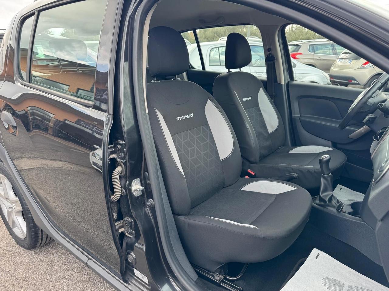 Dacia Sandero STEPWAY 0.9 TCE BENZ 90CV S&S 2016