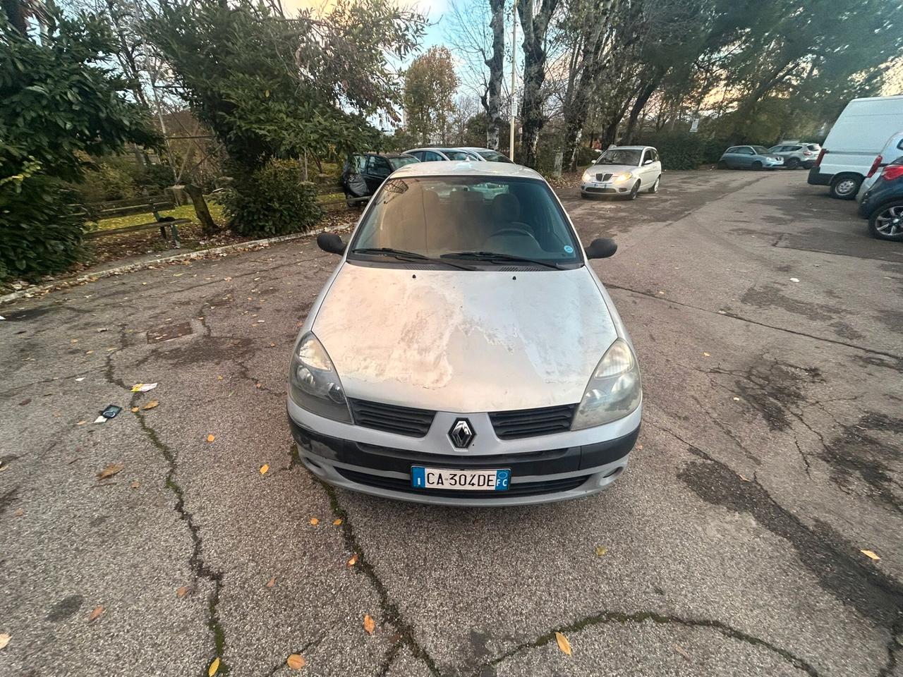 Renault Clio 1.2 16V benzina 5 porte