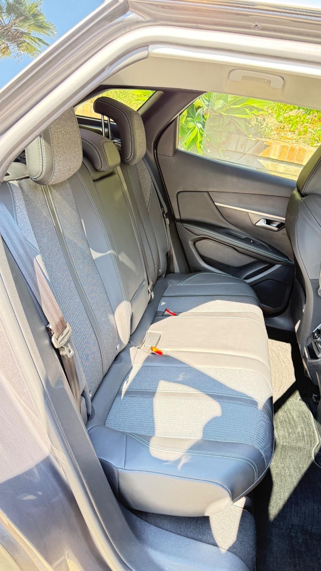 Peugeot 3008 BlueHDi 130 S&S EAT8 Allure Pack