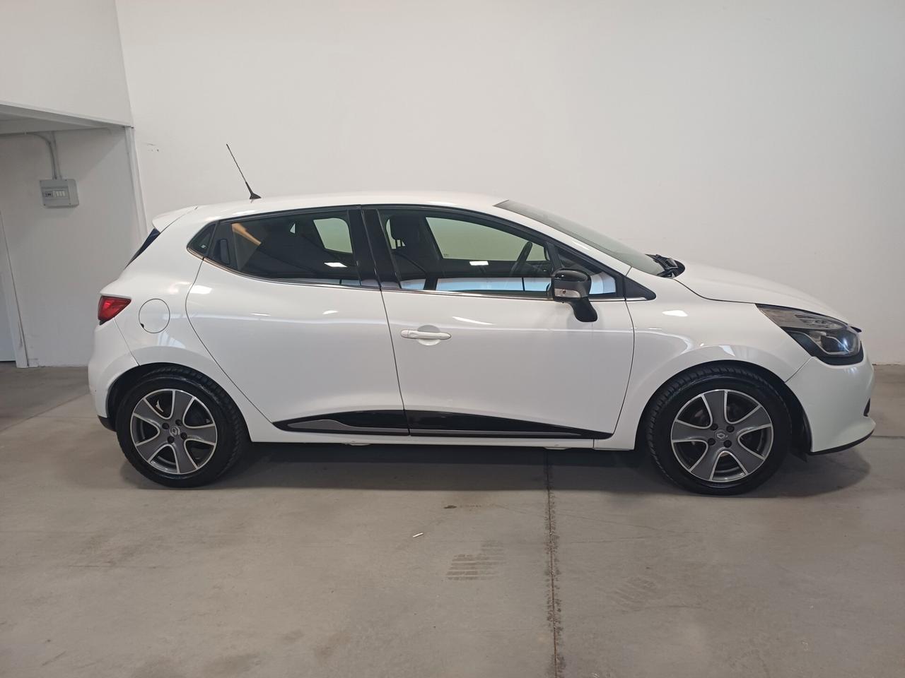 Renault Clio 1.5 dCi 8V 75CV 5 porte Costume National