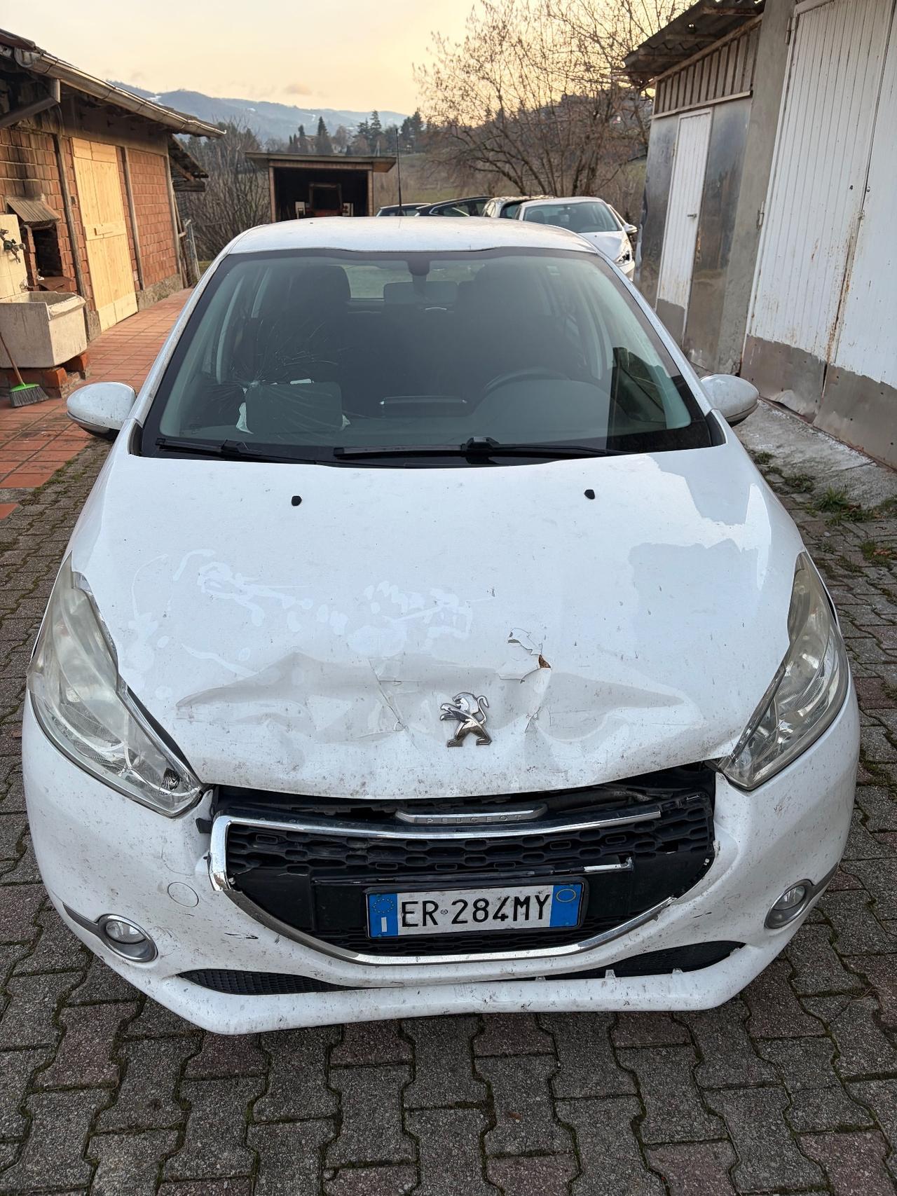 Peugeot 208 1.2 PURETECH INCIDENTATA MARCIANTE