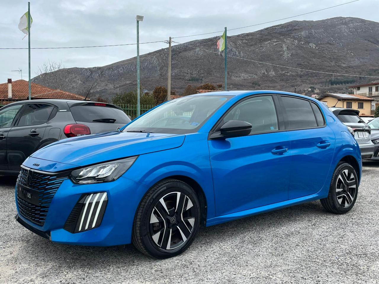 Peugeot 208 PureTech 100 Stop&Start 5 porte Allure