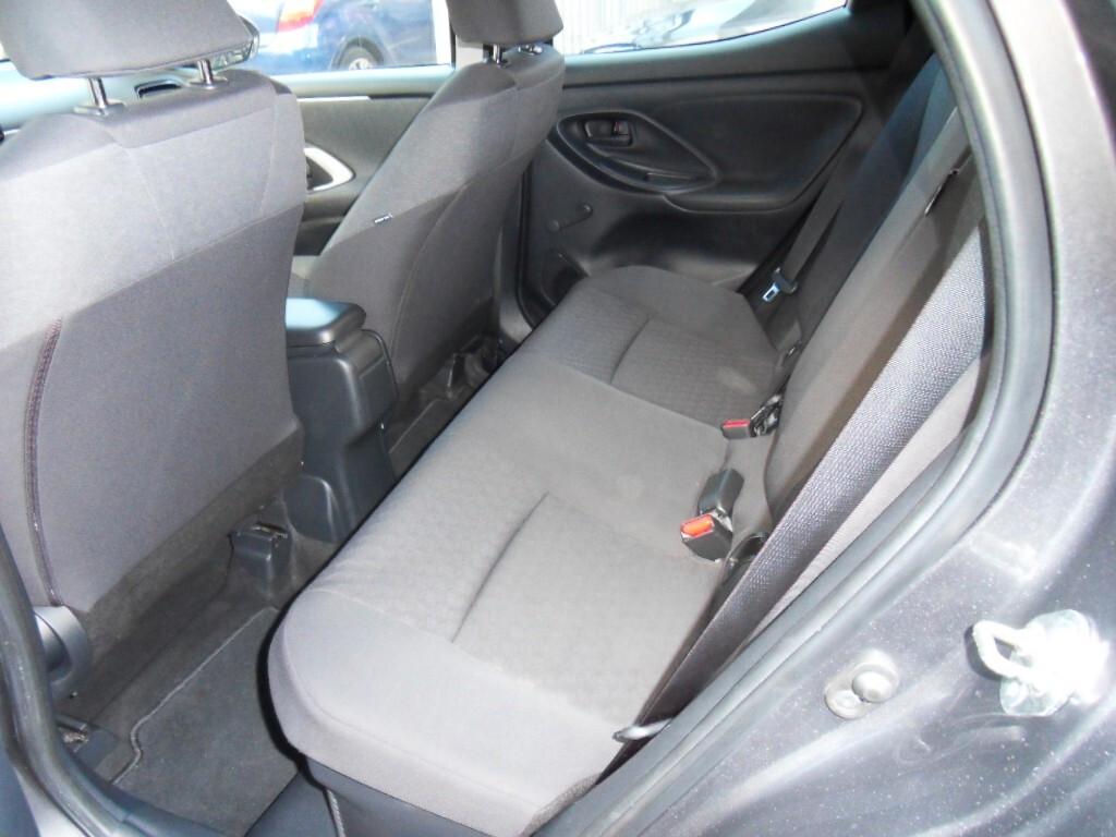 Toyota Yaris 1.5 Hybrid 5 porte Business
