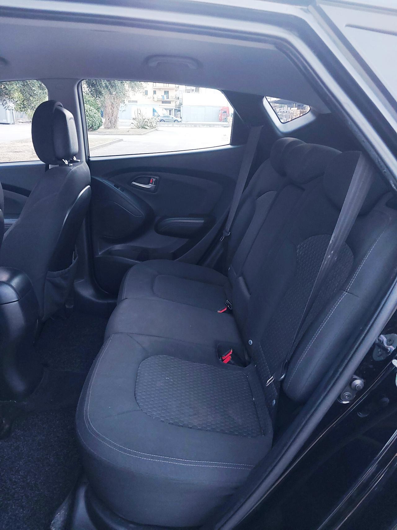 HYUNDAI IX35 1.7 CRDi 2WD COMFORT 04/2012