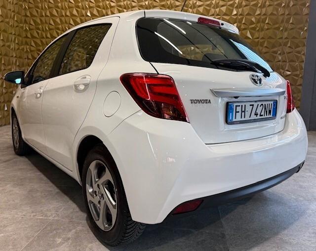 Toyota Yaris 1.5 Hybrid 5 porte Cool