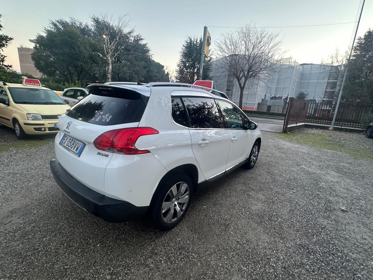 Peugeot 2008 PureTech 82 Allure