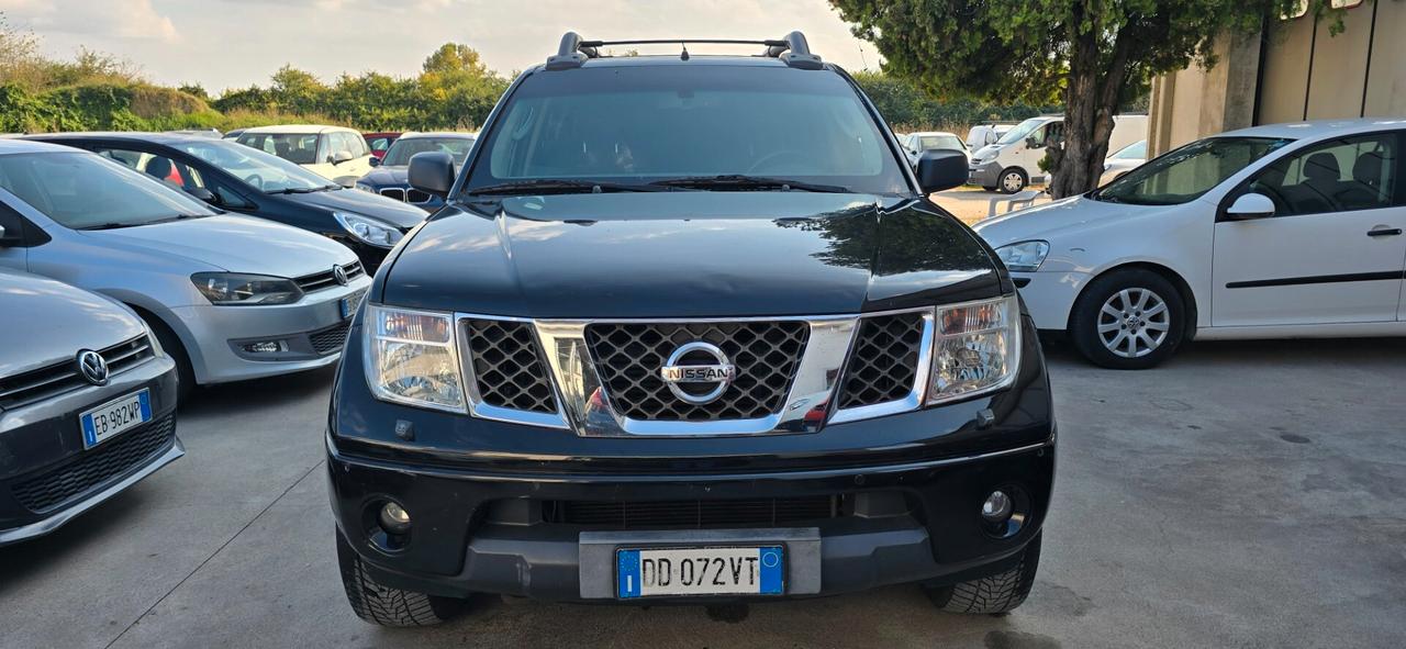 Nissan Navara 2.5 dCi 4 porte Double Cab Sport