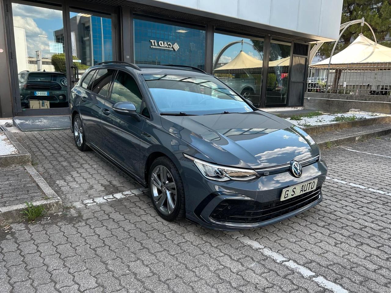 Volkswagen Golf Variant 2.0 tdi R-Line 150cv dsg