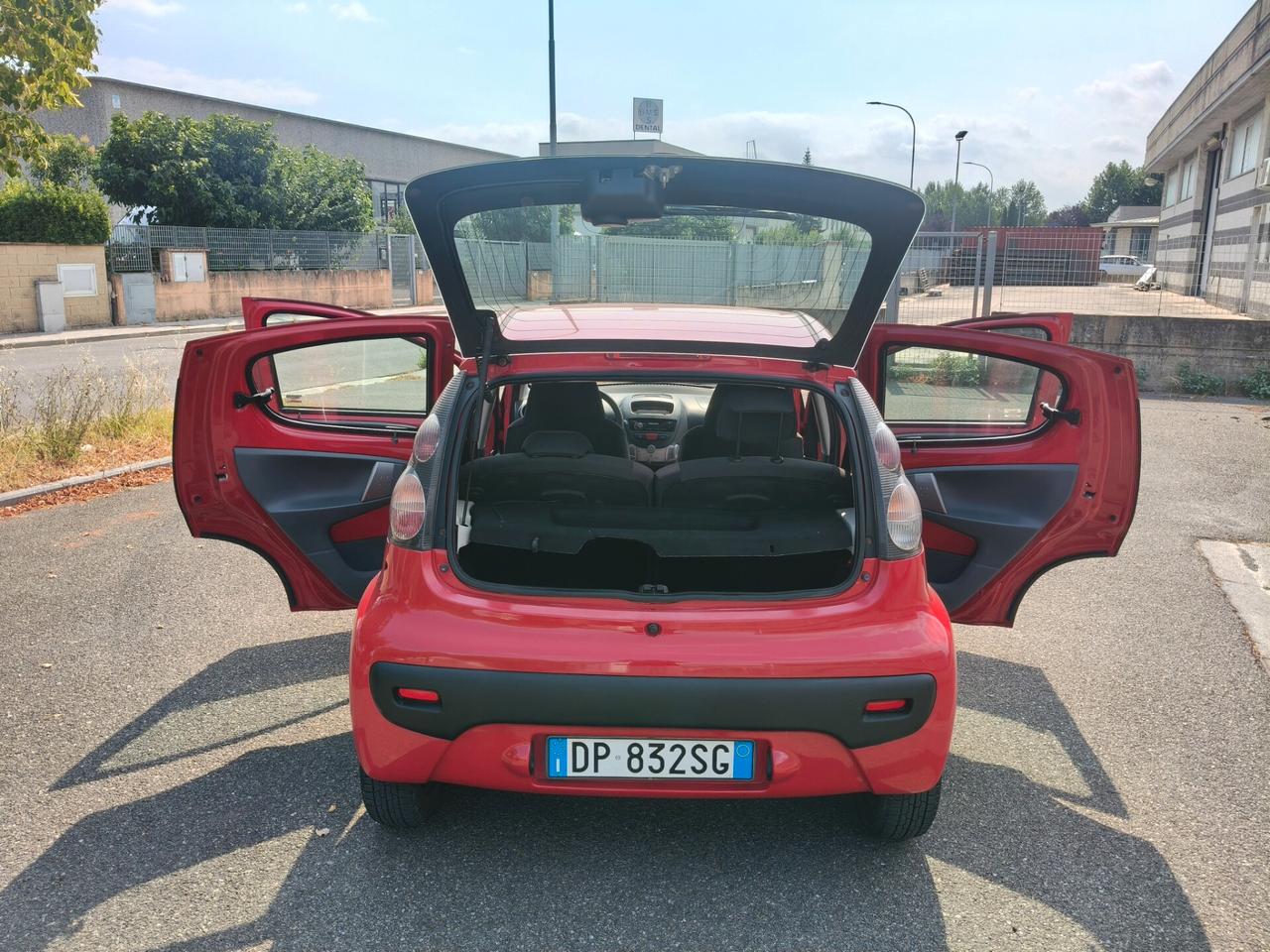 Citroen C1 1.0 5 porte CAMBIO AUTOMATICO