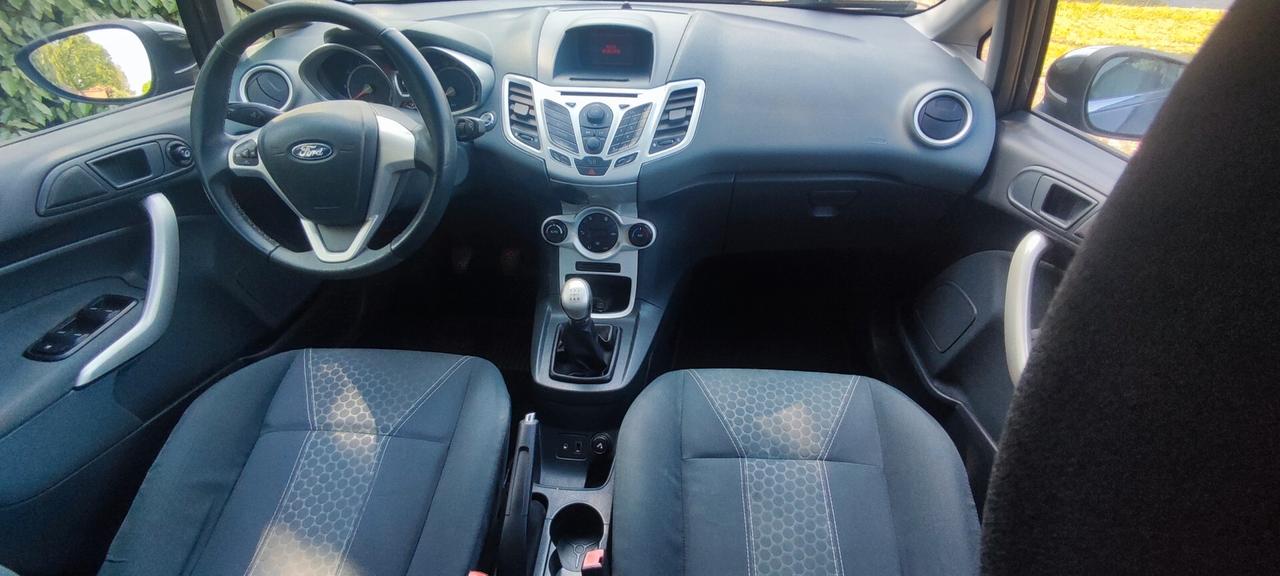 Ford Fiesta 1.2 82 CV 5 porte Titanium