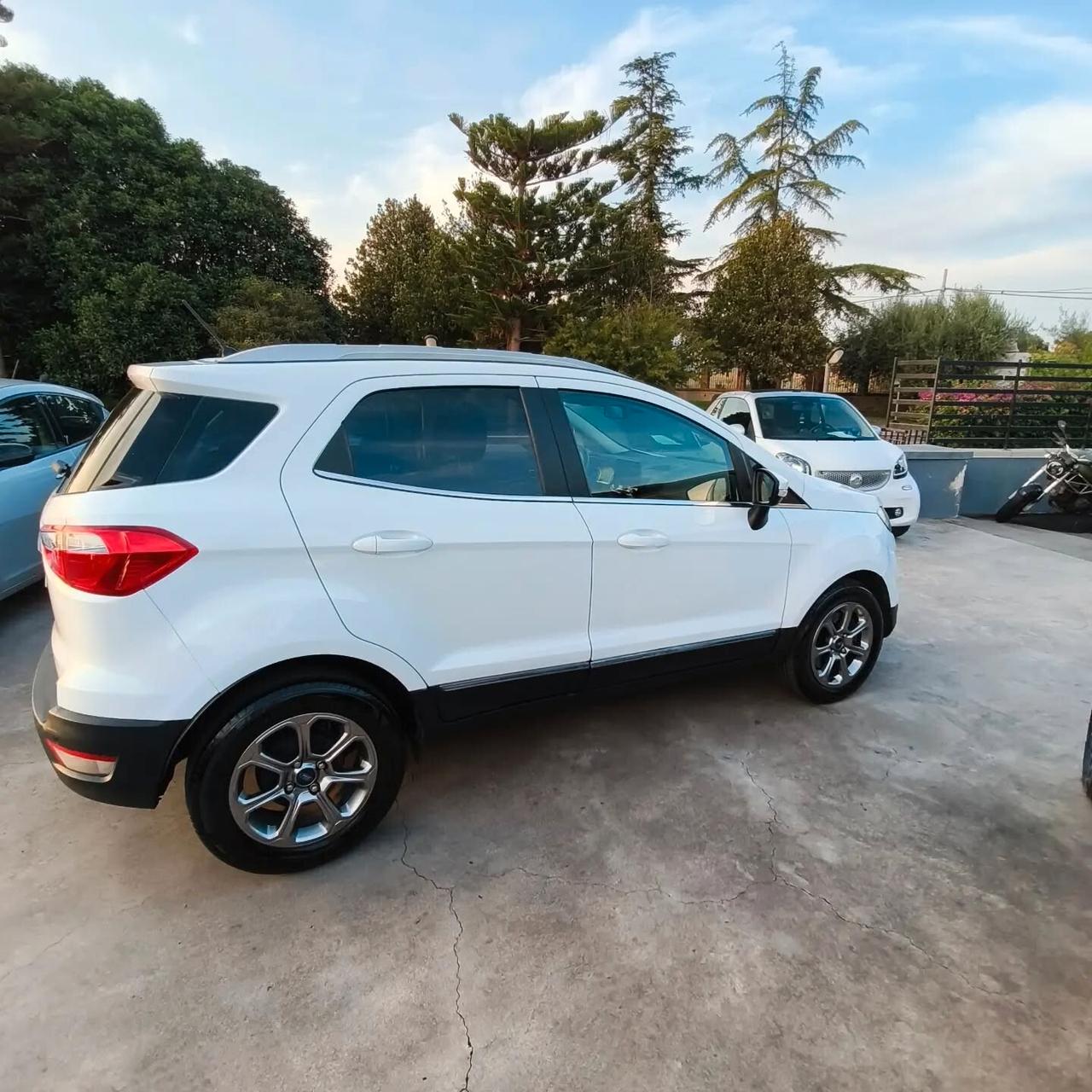 Ford EcoSport 1.5 TDCI TITANIUM FULL OPT