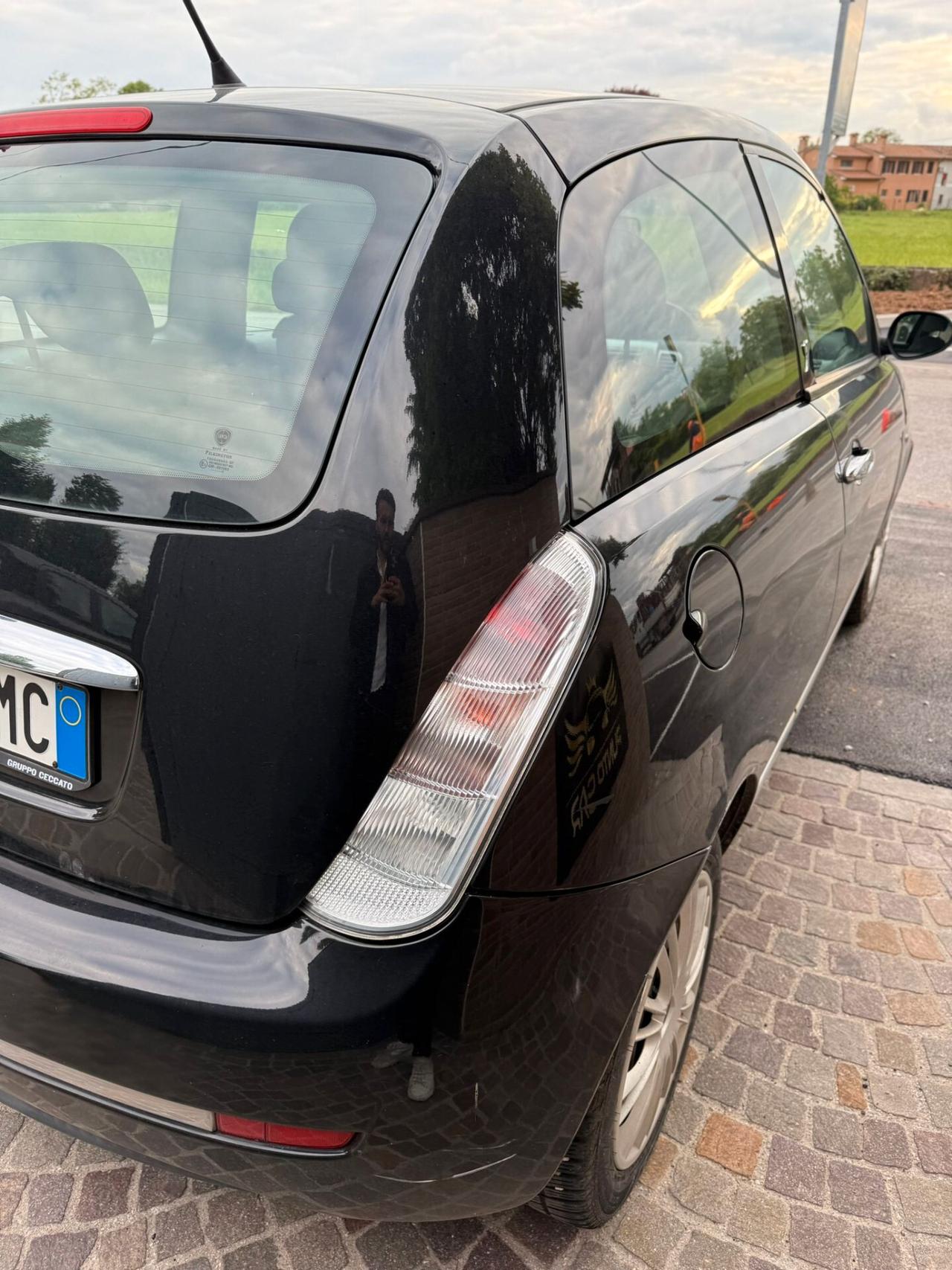 Lancia Ypsilon 1.2 Modamilano