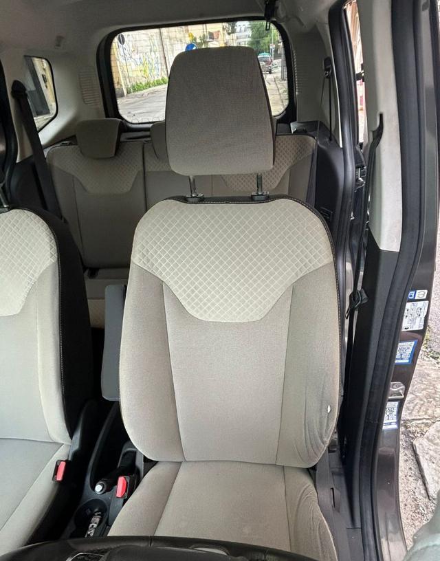 FORD Tourneo Courier 1.5 TDCI 95 CV Titanium
