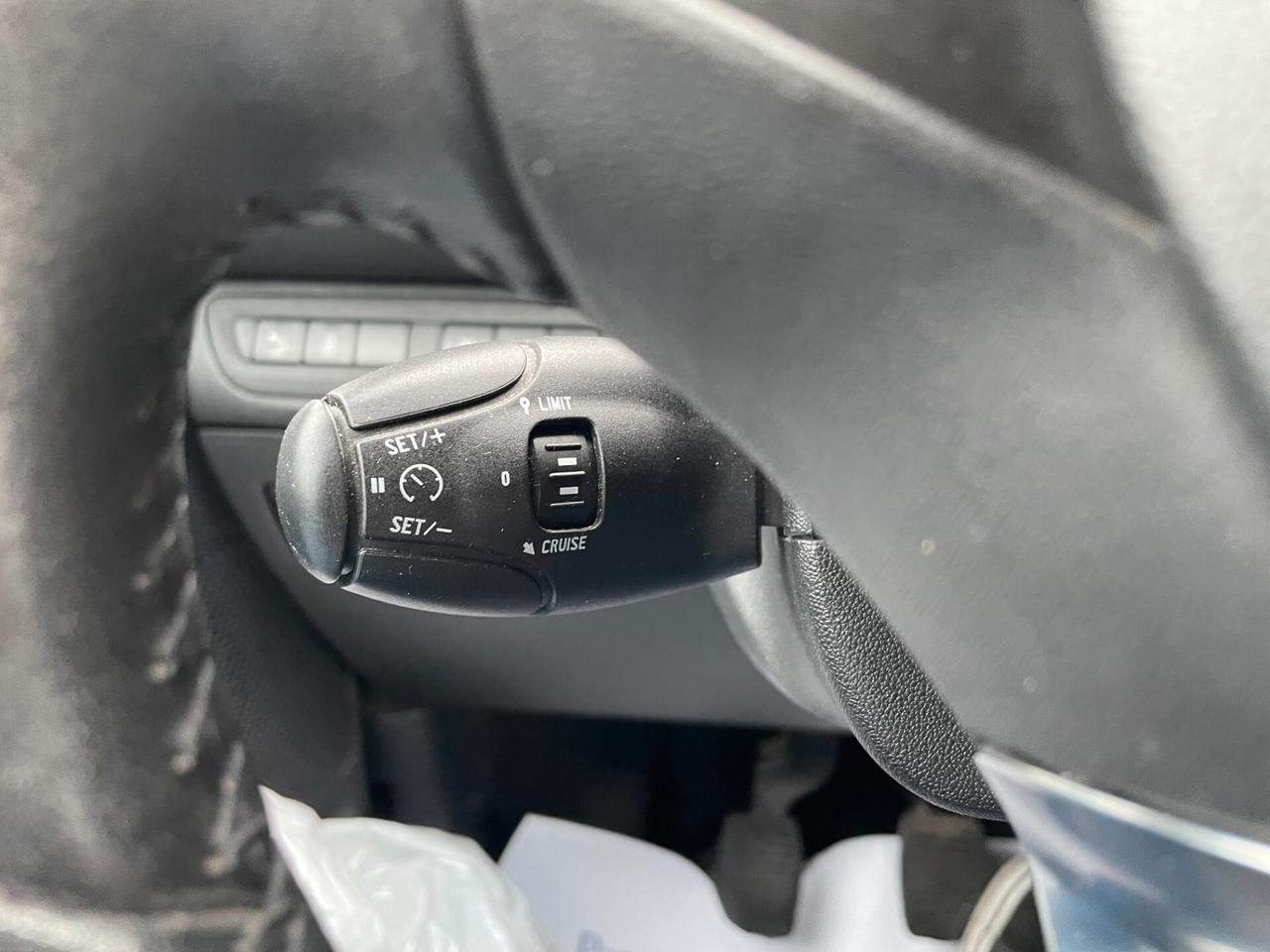 Peugeot 208 1.4 HDi 68 CV 5 porte Allure DISTRIBUZIONE NUOVA