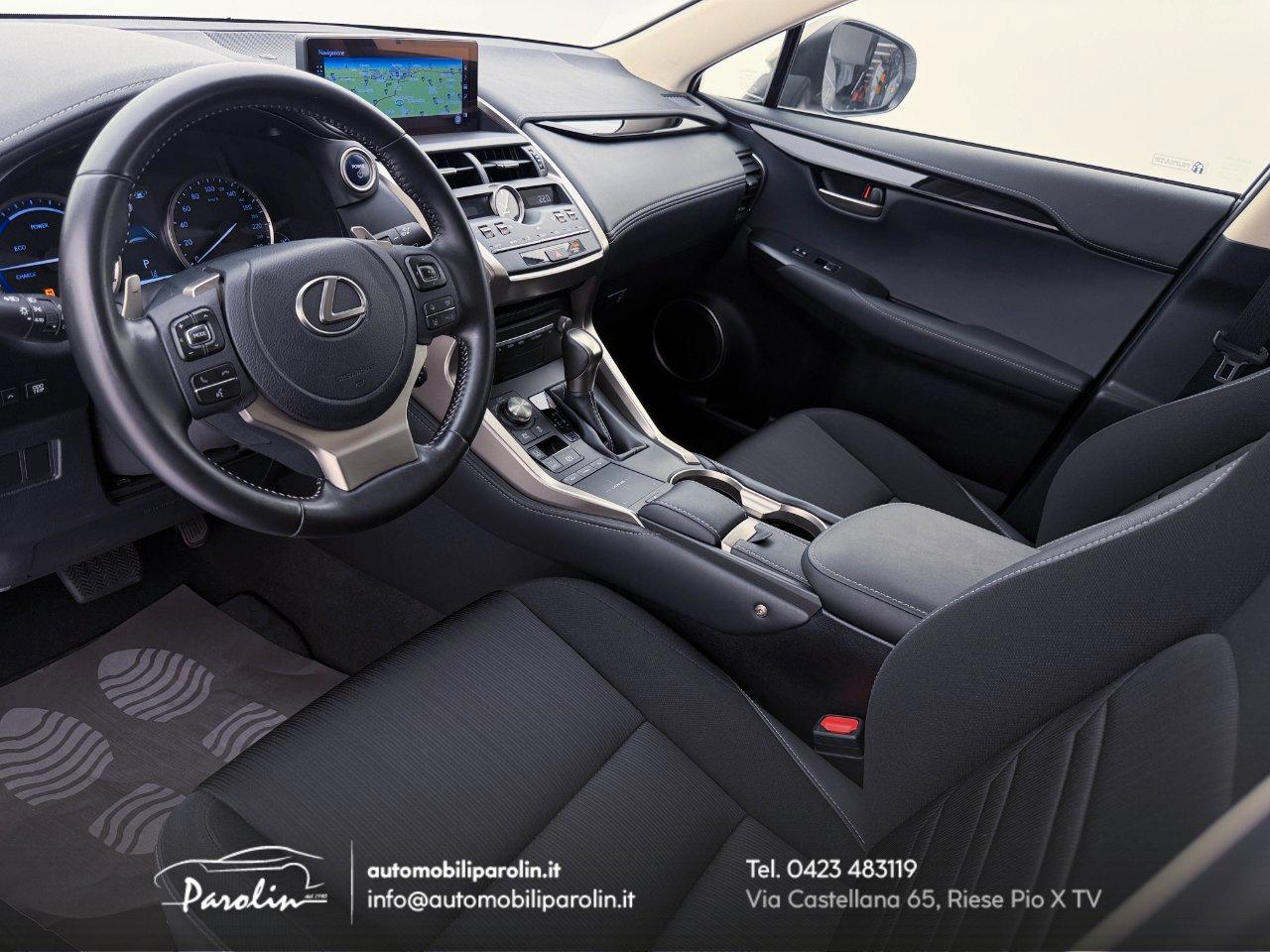 Lexus NX 300h 2.5 Business 2wd cvt