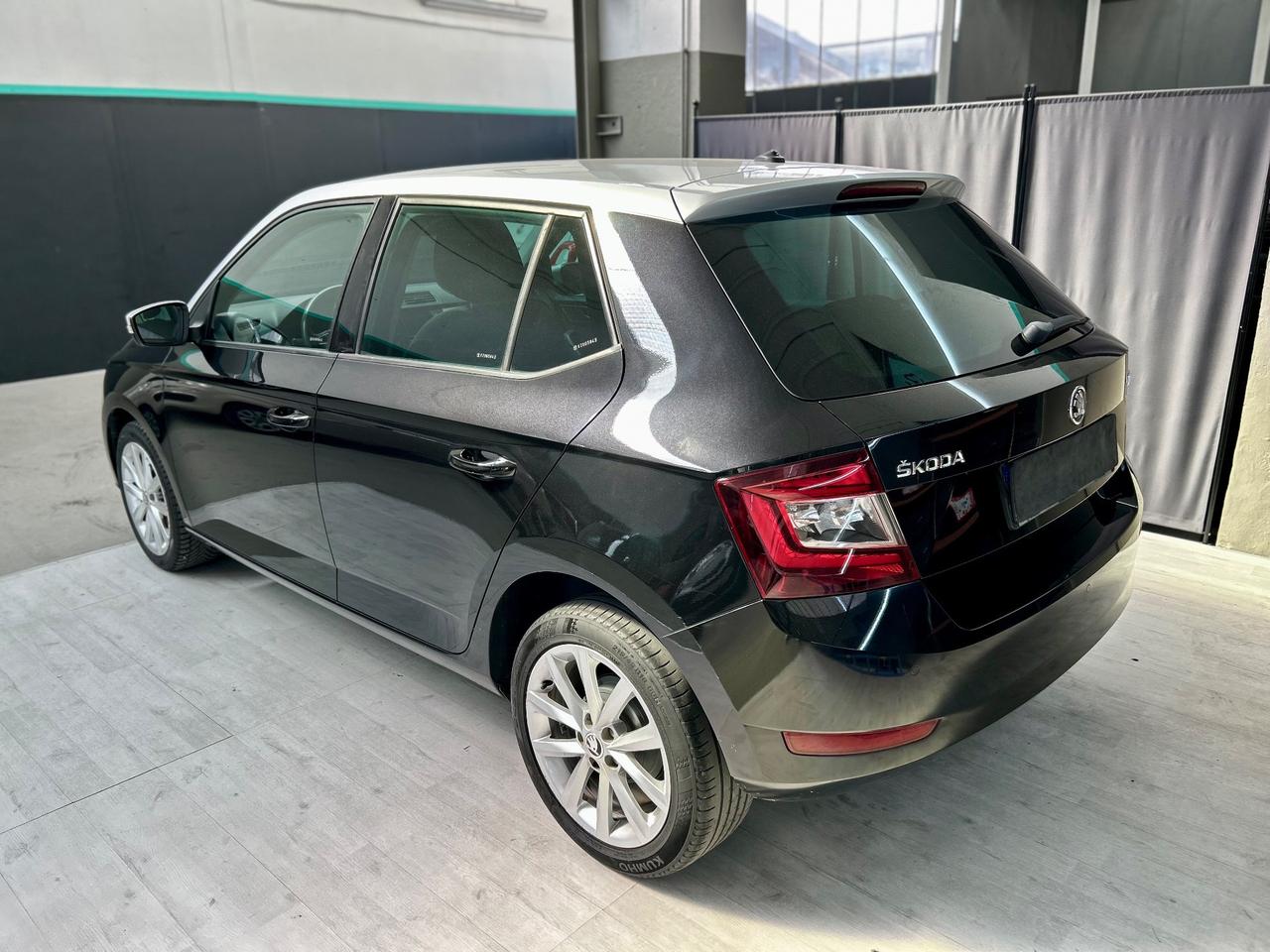 Skoda Fabia 1.0 MPI 75 CV Twin Color Nero