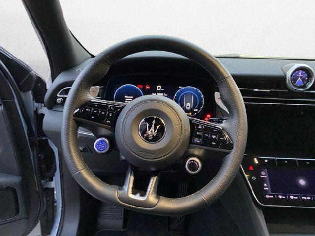 MASERATI Grecale MHEV 300 CV AWD GT
