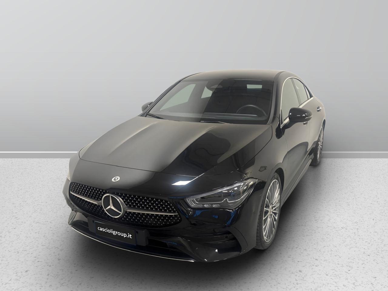 Mercedes-Benz CLA Coupe - C118 2023 - CLA Coupe 200 d AMG Line Advanced Plus auto