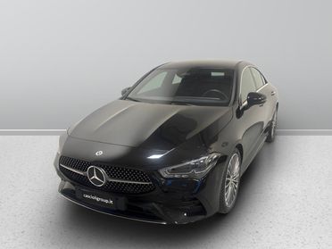 Mercedes-Benz CLA Coupe - C118 2023 - CLA Coupe 200 d AMG Line Advanced Plus auto