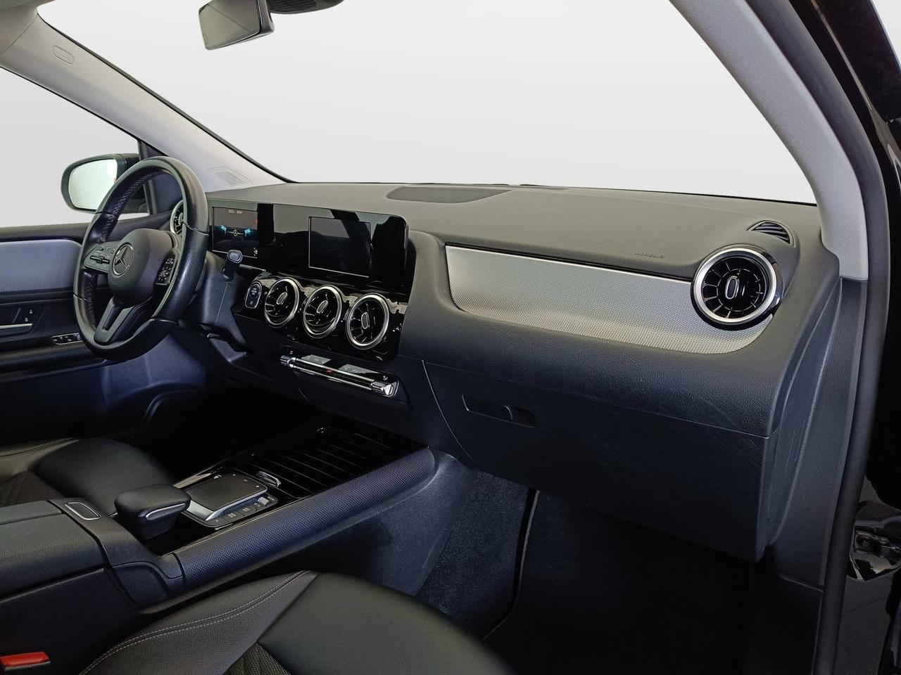 Mercedes-Benz Classe B - W247 2018 - B 180 d Sport auto