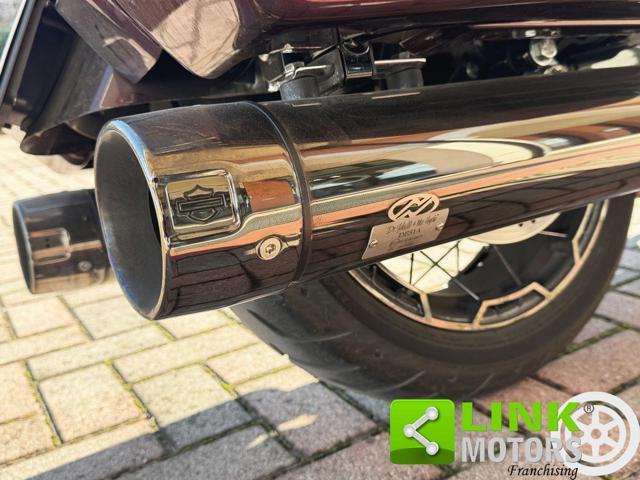 HARLEY-DAVIDSON CVO Street Glide 25th Anniversary 121 Copperhead