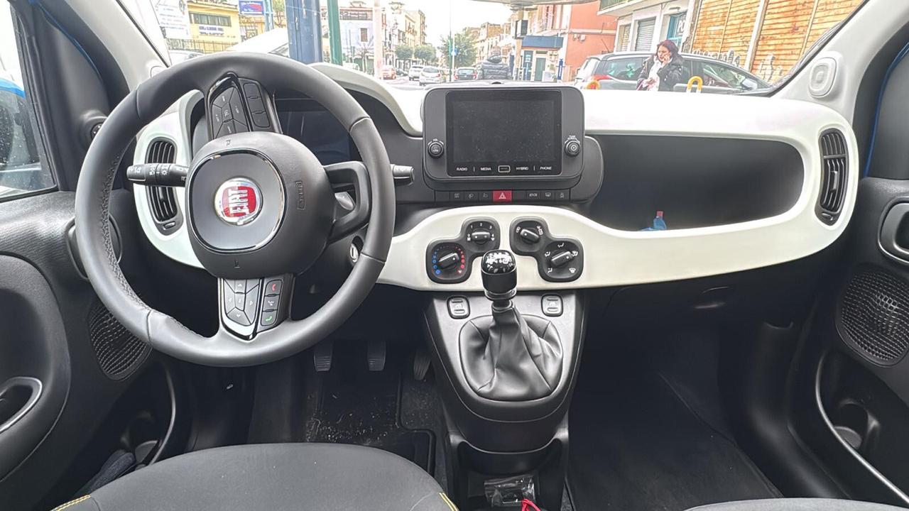 Fiat Panda Cross 1.0 FireFly S&S Hybrid USATO 2025