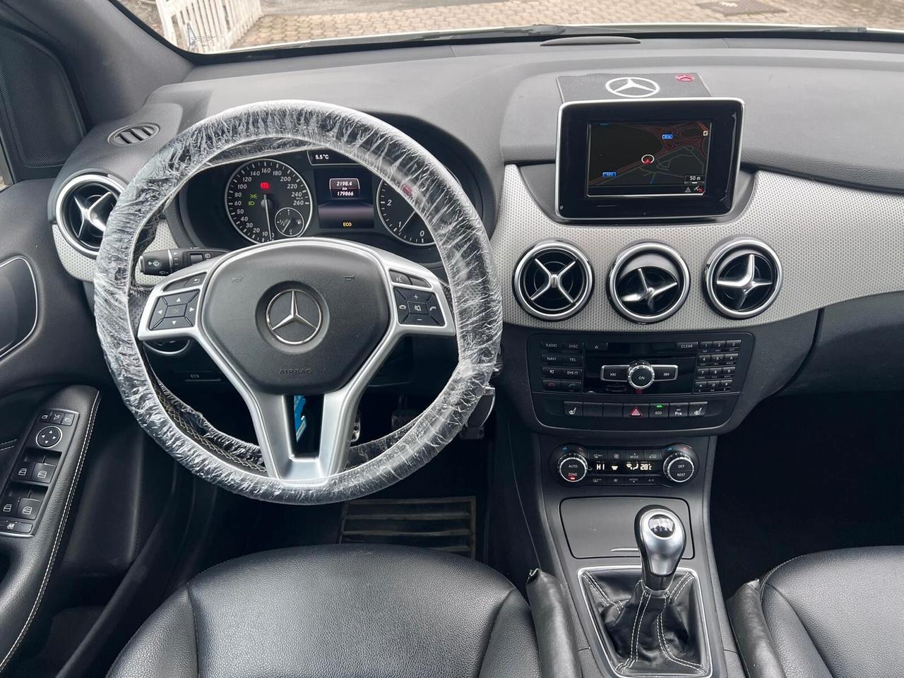 Mercedes-benz B 180 d Premium