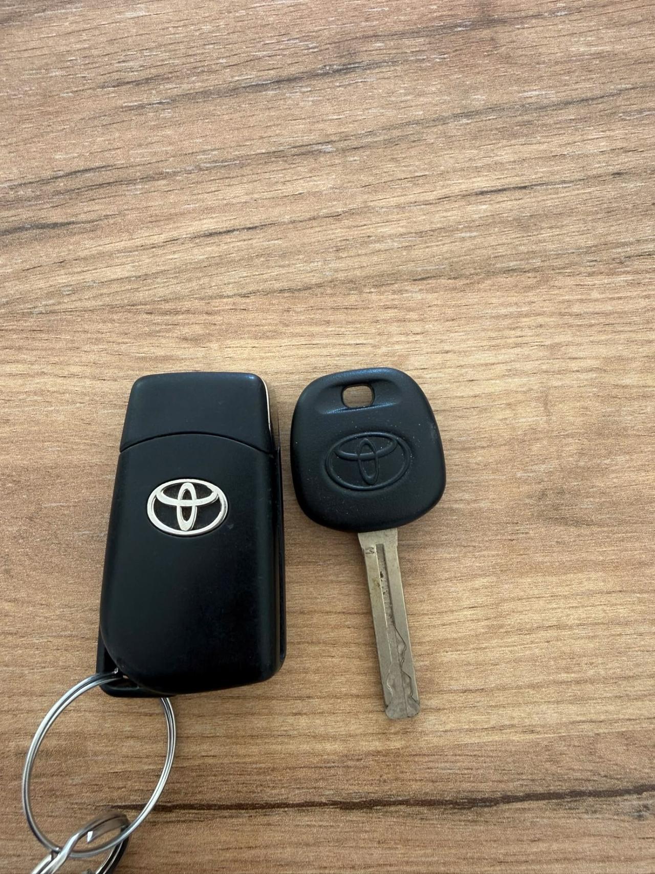 Toyota Aygo 1.0 VVT-i 69 CV 5 porte x-cite